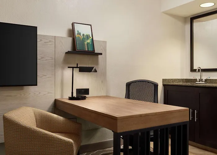 Embassy By Hilton Phoenix 4* Tempe