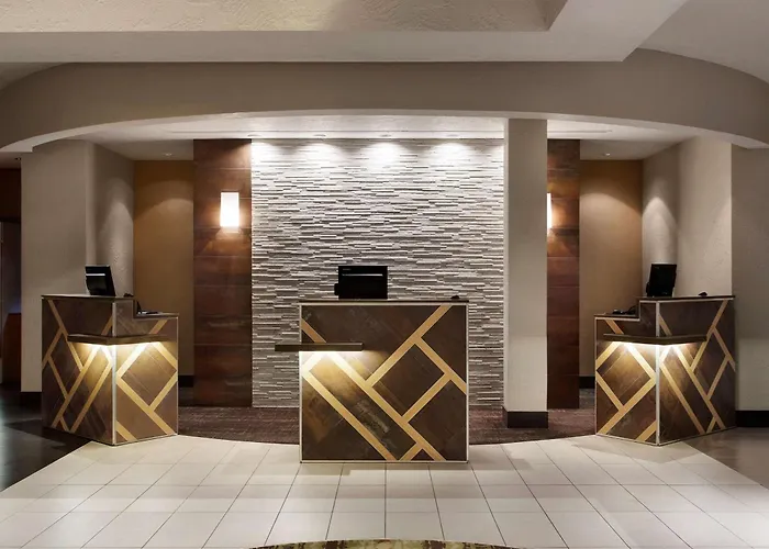 Embassy By Hilton Phoenix Hotel Tempe