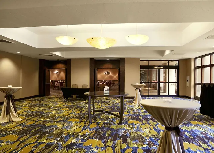 Embassy By Hilton Phoenix 4* Tempe