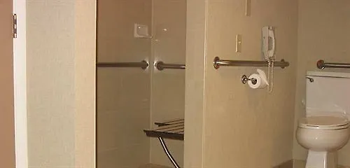 Embassy By Hilton Phoenix Hotel 4*